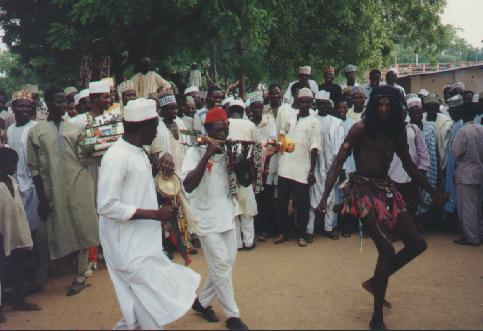 clown with musicians